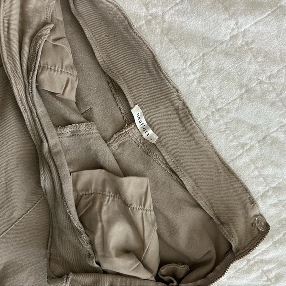 Kingston Pants - Cream Wide-Leg Pants - Picture 6 of 7